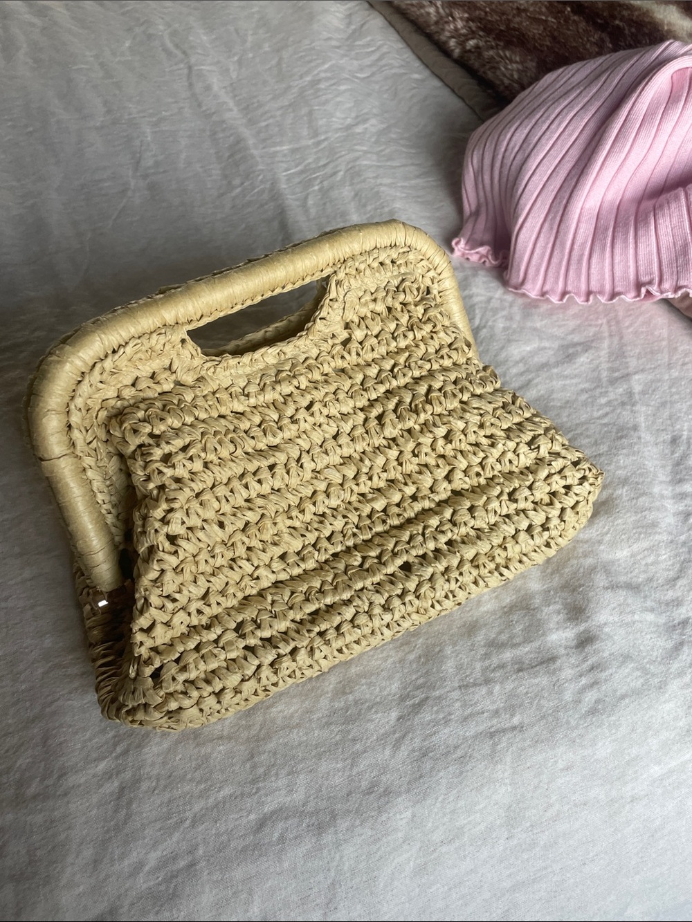 Abercrombie & Fitch Cream Woven Clutch - Picture 5 of 7